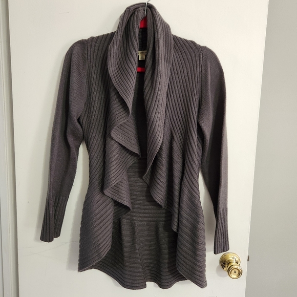 Gray Ribbed Women's Sweater - Picture 1 of 8